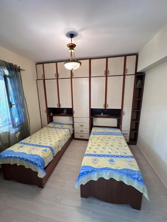JEPET ME QERA APARTAMENT 2+1 PRANE GJYKATES, DURRES