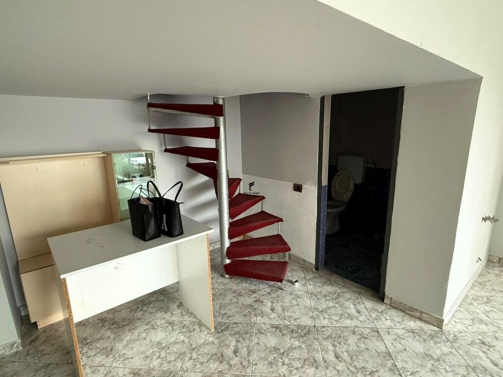 SHITET DYQAN 35 M2 5 MAJI 6.700.000 LEKE FH-80501
