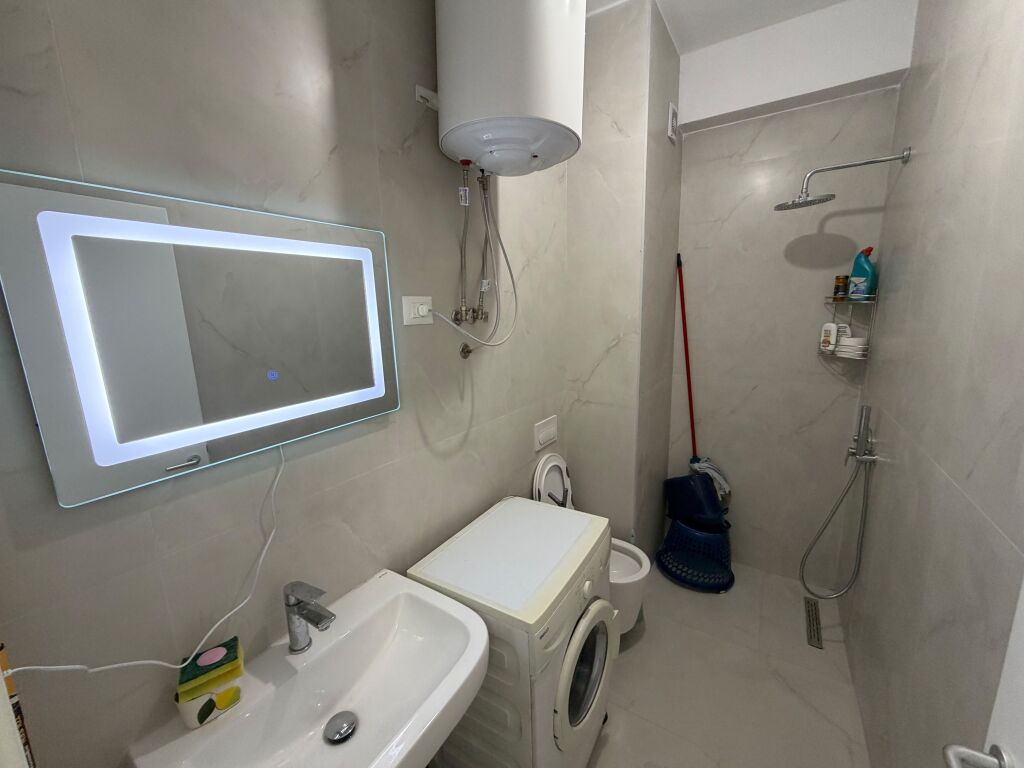 🏡Jepet me qera apartament 1+1 + Parkim