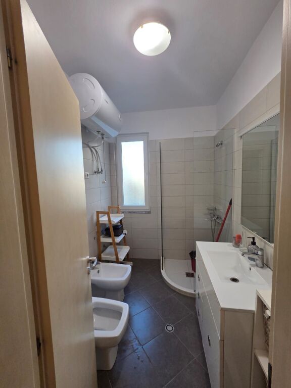 Apartament 2+1+2 per qera Ne Astir !