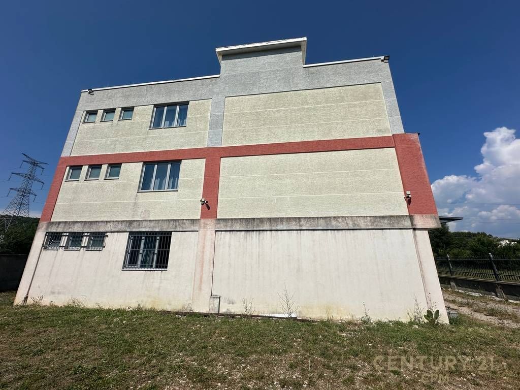 Capannone Industriale in Affitto – Prush, Tirana 2.150 € /Mese