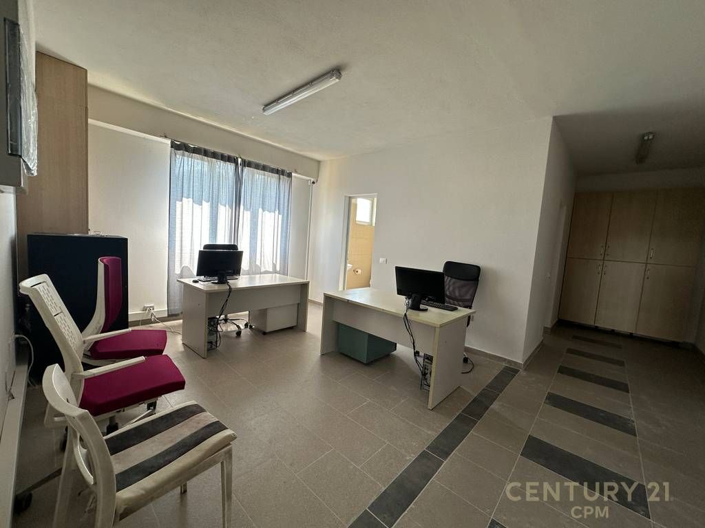 Industrial Warehouse for Rent – Prush, Tirana