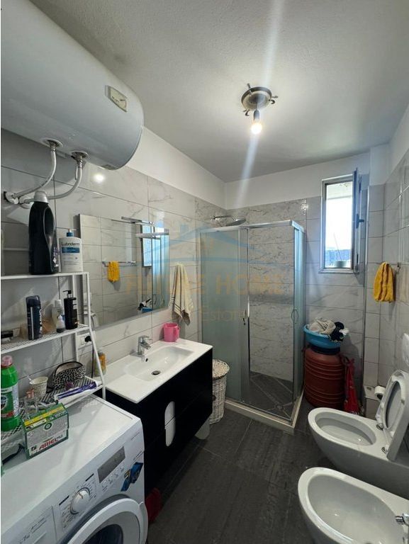 Shitet, Apartament 2+1, Ish-Fusha e Aviacionit, Tiranë