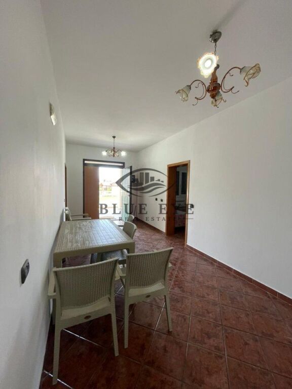 Villa su 3 piani 2+1+2 In Affitto a Spiaggia Ferroviaria, Durrës!
