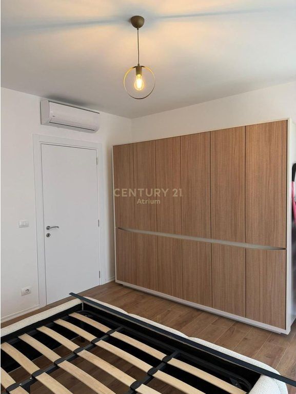 APARTAMENT 2+1+2 TEK AKSES TIRANA