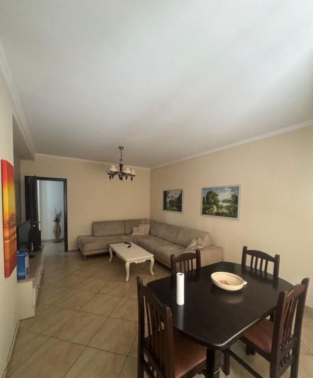 Apartment 2+1, Don Bosko!