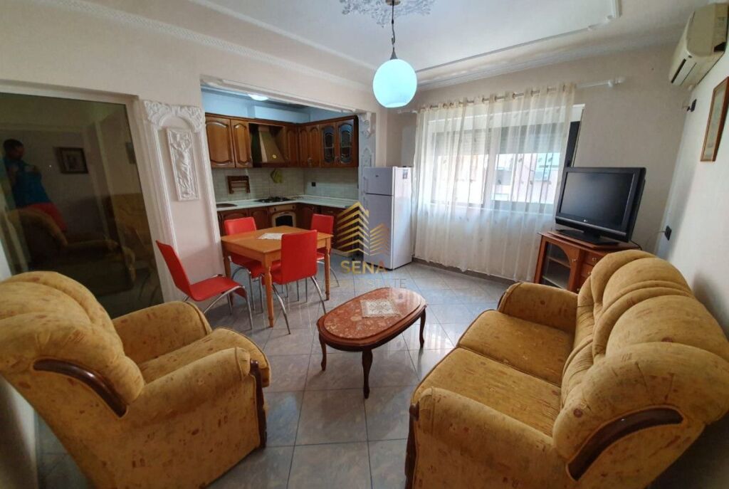 Qira,  Apartament 1+1, Myslym Shyri, 55.000 Lek/muaj