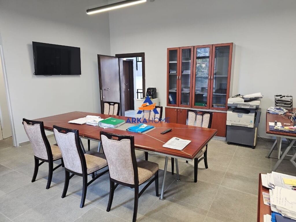 BUSINESS UNIT FOR SALE 52M2 "AT JORDAN MISJA STREET" 156,000 EURO