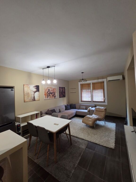 Apartament 2+1+2 per qera Ne Astir !