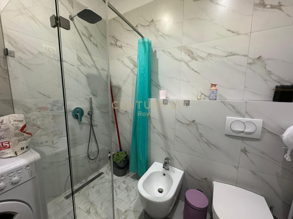 Apartment 1+1 for rent near 21-Dhjetorit