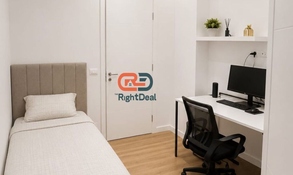 At Emerald Center, Apartment 3+1+2 for Rent, Fully Invested !!!
