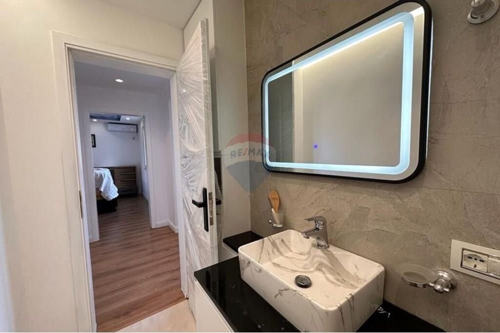 Villa - For Sale - Porcelan, Tirana