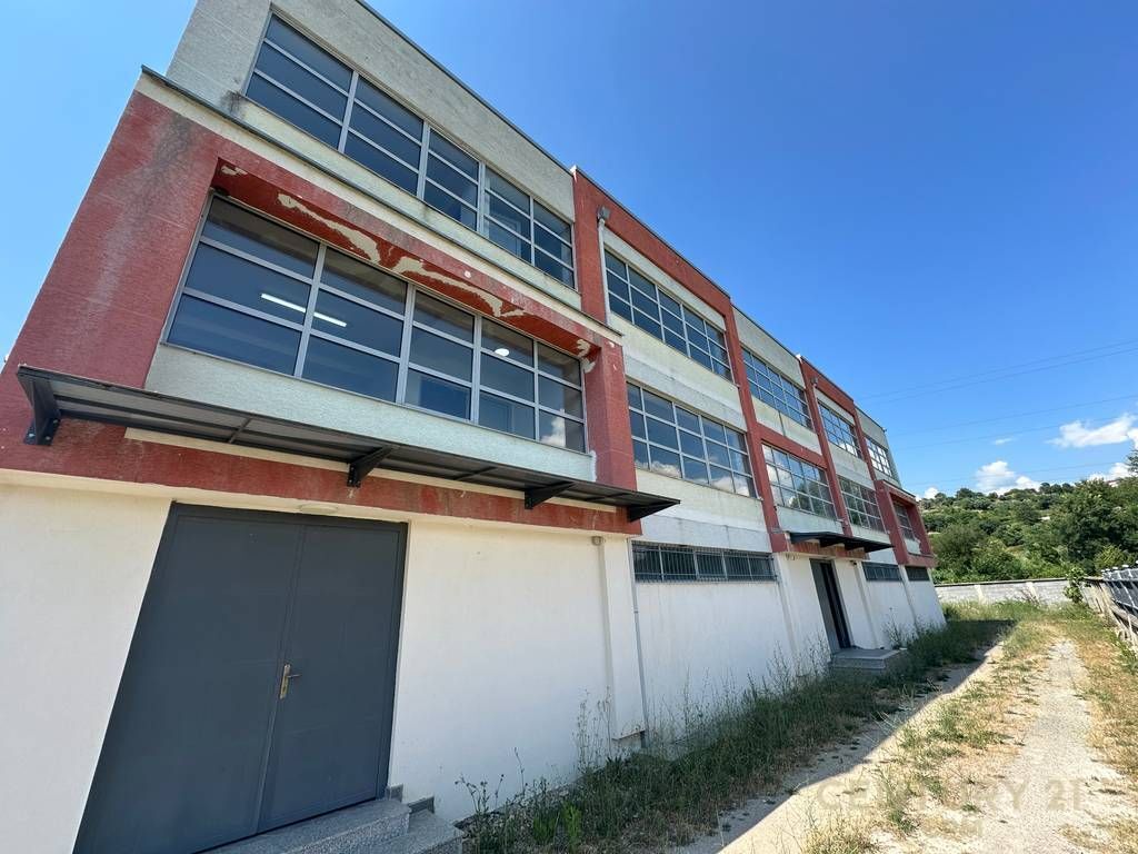 Capannone Industriale in Affitto – Prush, Tirana 2.150 € /Mese
