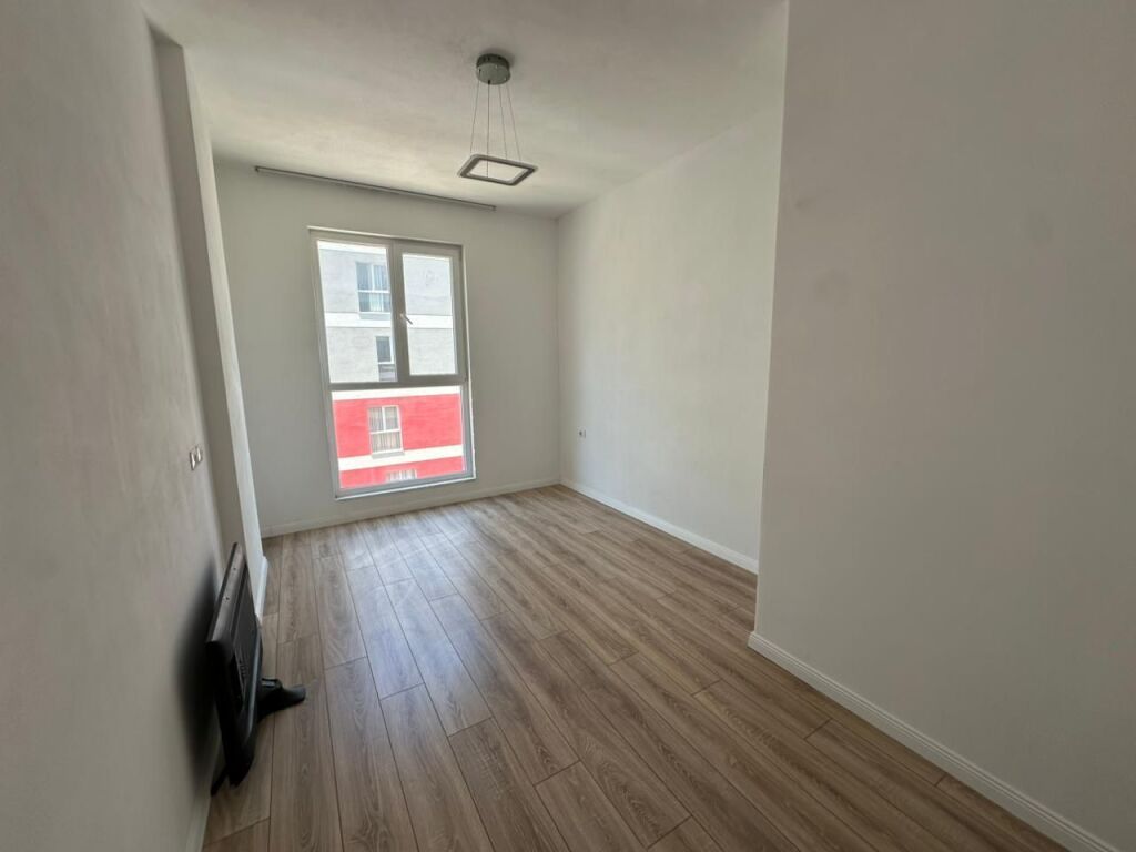 Apartment 1+1 for rent empty at Univers City