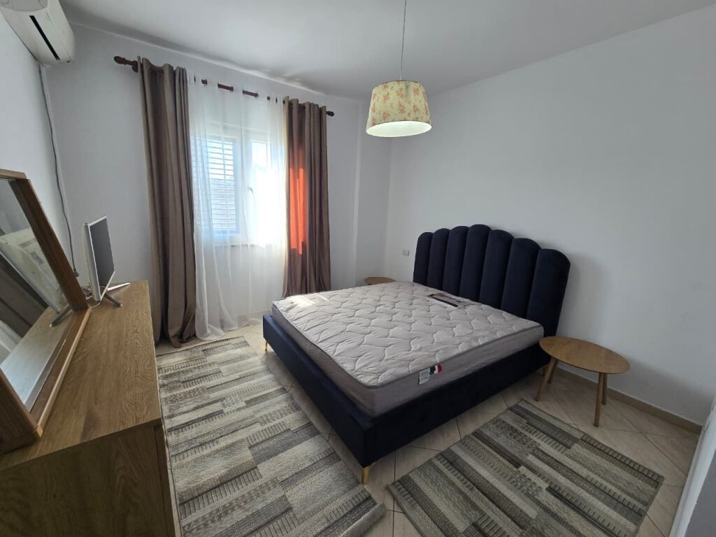 2+1/Qera📍Bulevardi zogu I pare 📌700€