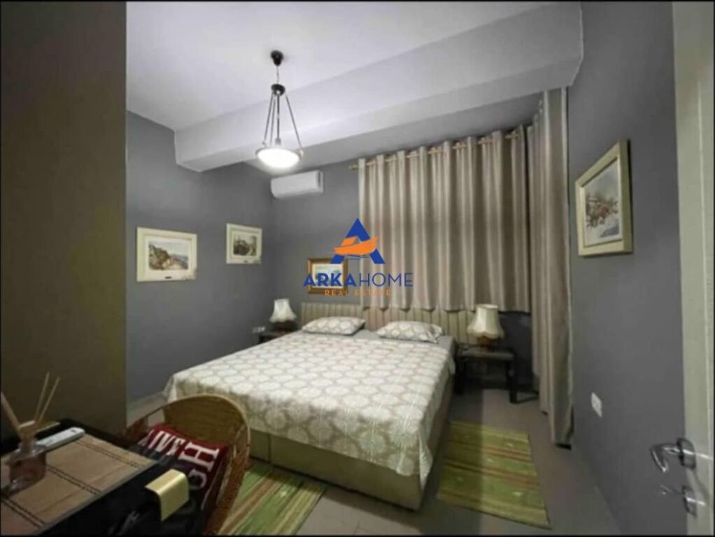 JEPET APARTMENT ME QERA 1+1+BALLKON "BULEVARDI ZOGU I PARE" 55.000 LEKE