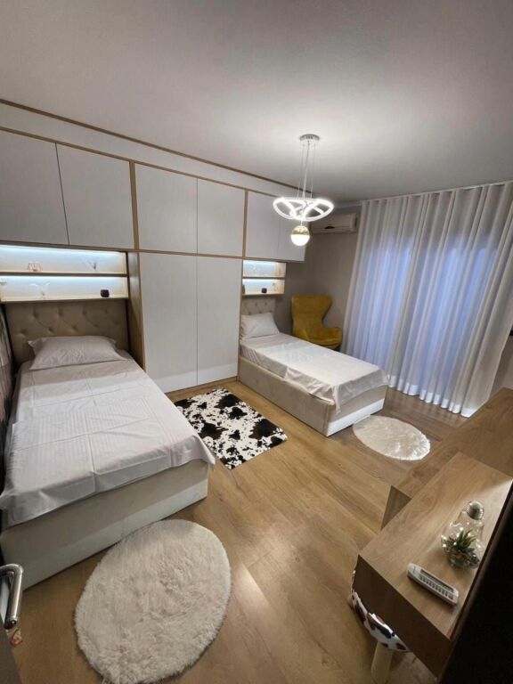 Super Apartament 2+1 me Qera, perballe Delijorgjit (Irfan Tomini) (ID 5221002)