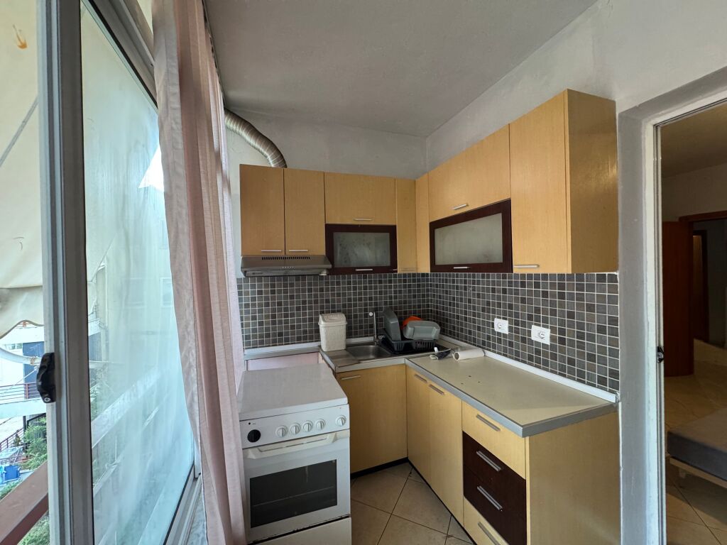 Apartament 1+1 me qira tek Rrapo Hekali