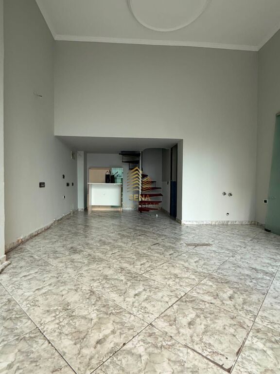 For sale, Business Unit 29m2, 5 Maji Street, 6,300,000 Lek (ID:SRE-M001)