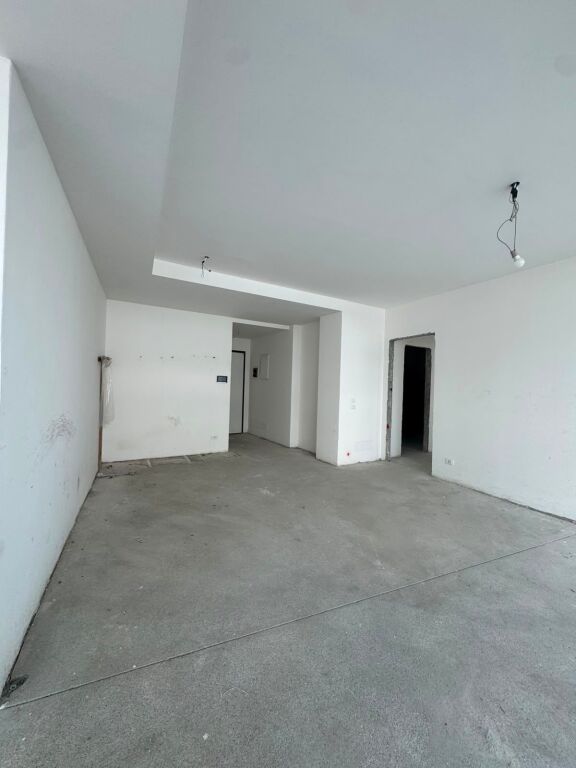 🏢 Jepet me Qira Ambient Biznesi – Lake View Residence