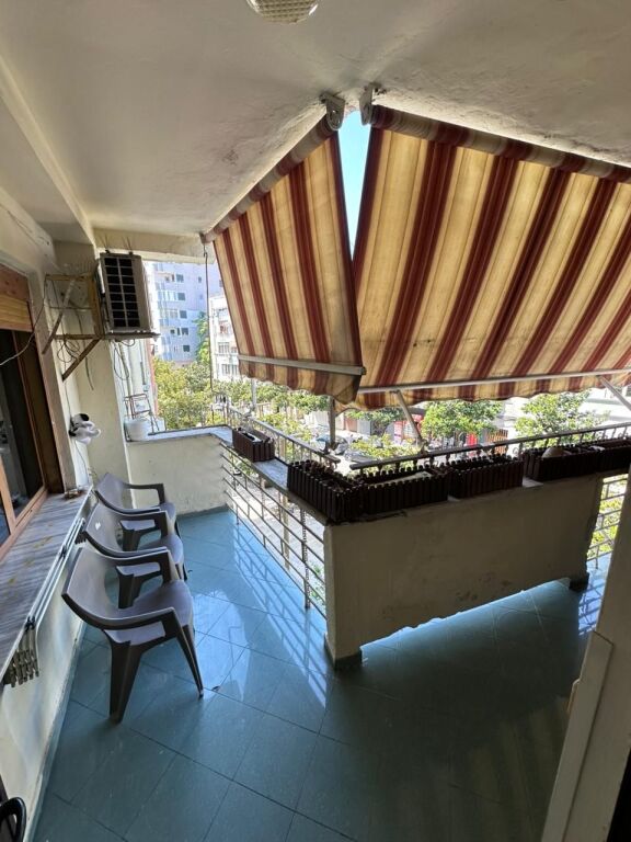 JEPET ME QERA APARTAMENT 2+1 PRANE GJYKATES, DURRES