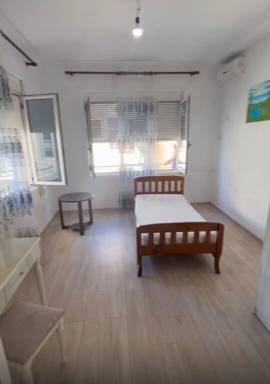 JEPET APARTAMENT ME QERA 3+1, 21 DHJETORI