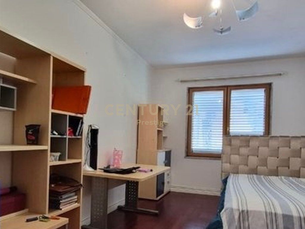 APARTAMENT 3+1+2+ POST PARKIMI ME QIRA NE ZONEN E BRRYLIT, TIRANE! 1,500 € /Muaj