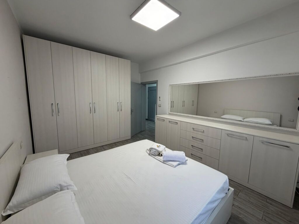 JEPET ME QERA APARTAMENT 1+1, BULEVARDI DYRRAH, DURRES.