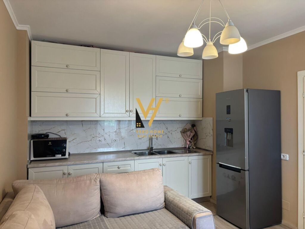 JEPET APARTAMENT 1+1+BLK ME QERA TE MYSLYM SHYRI 600 EURO