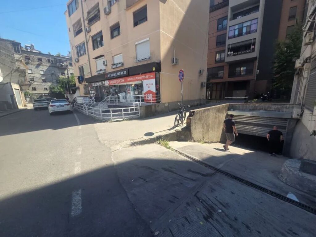 JEPET PARKIM ME QERA, PAZARI I RI