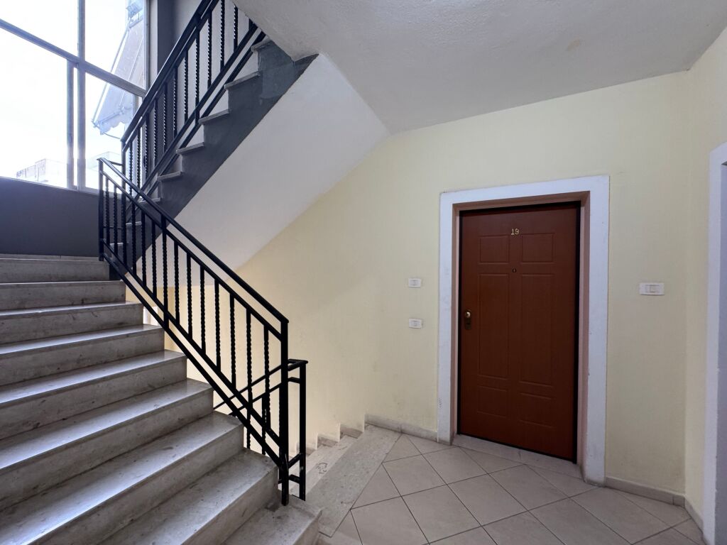 Apartament 1+1 me qira tek Rrapo Hekali