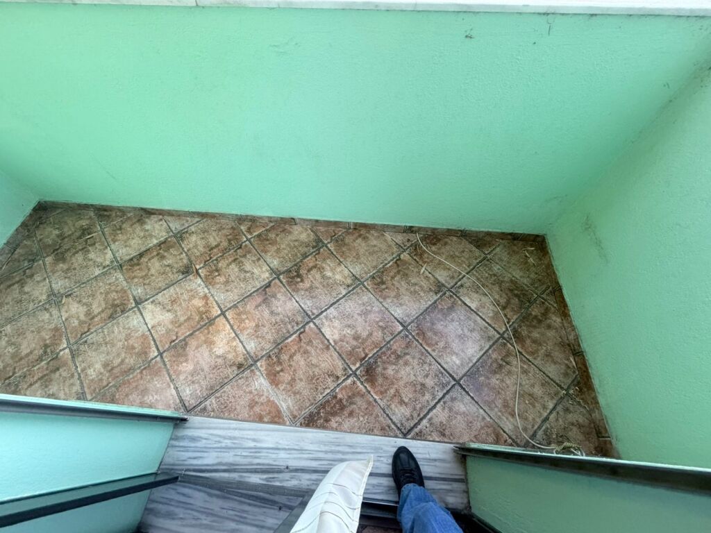 Apartament 2+1 i mobiluar me qera tek Ambasada Kineze