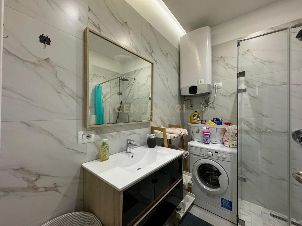 Apartment 1+1 for rent near 21-Dhjetorit