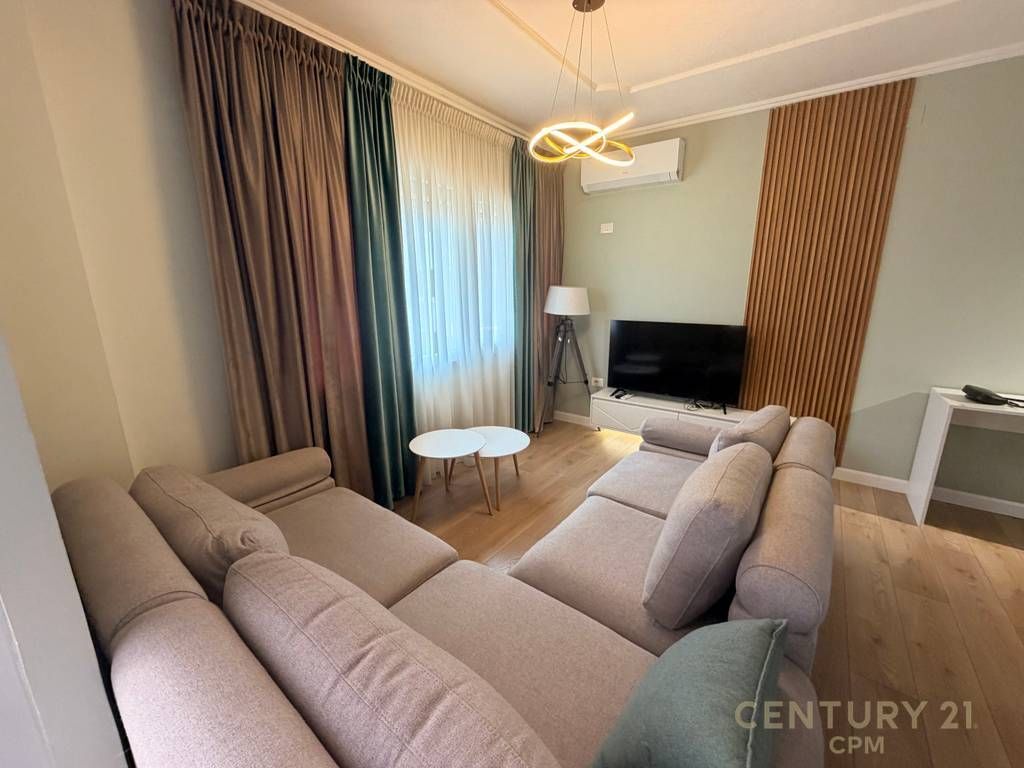 JEPET PER QIRA APARTAMENT 2+1+2 TEK KRISTAL CENTER!