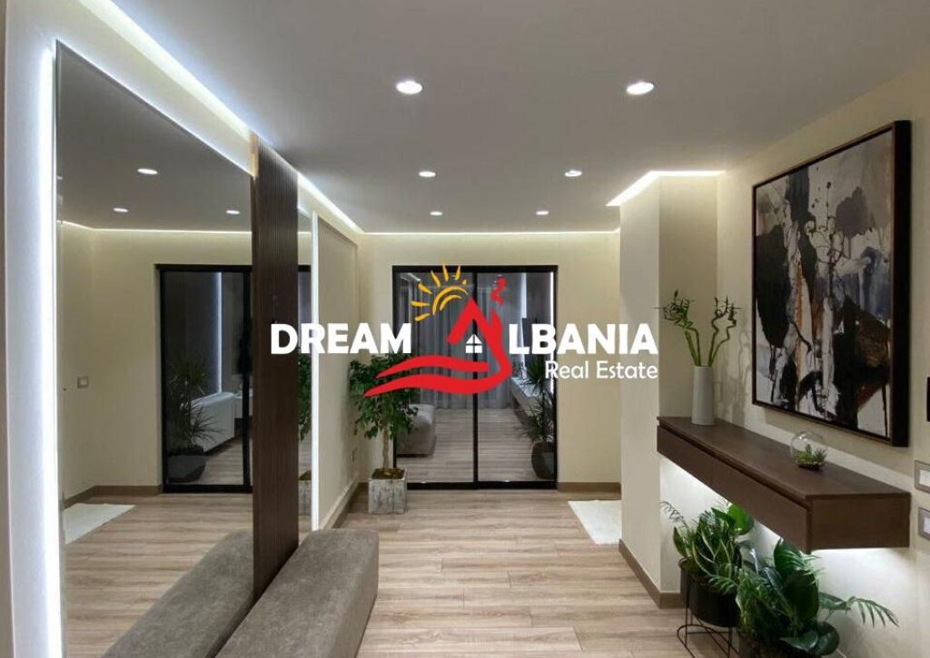 Shitet Apartament 3+1+2 luksoz tek Rezidenca Platea ne Fresk ID(4131508)