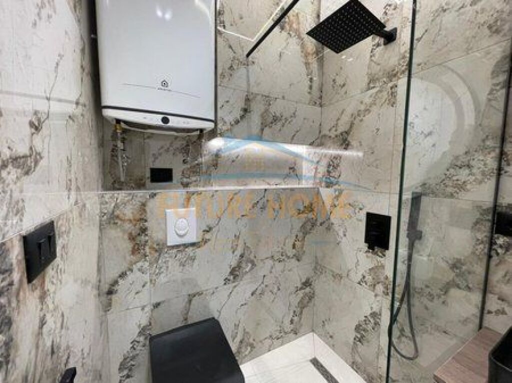 Shitet, Apartament 2+1, Rruga Dritan Hoxha, Tiranë.