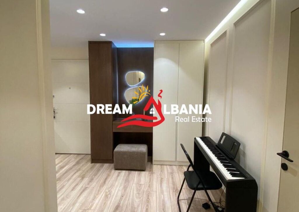 Shitet Apartament 3+1+2 luksoz tek Rezidenca Platea ne Fresk ID(4131508)
