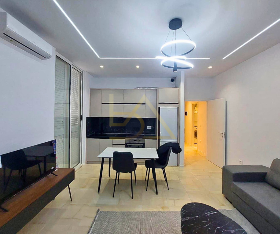 Shitet Apartament 1+1 – Kodra e Diellit, Tiranë