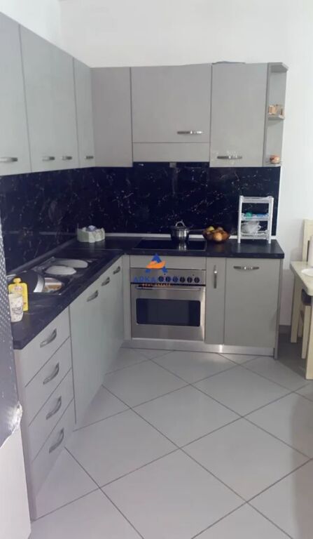 AFFITTASI APPARTAMENTO 1+1 "VIA NJAZI MEKA" 45.000 LEKE