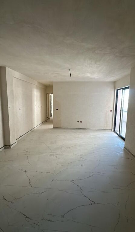 VENDESI APPARTAMENTO 2+1 COMPLESSO SAEL, GOLEM
