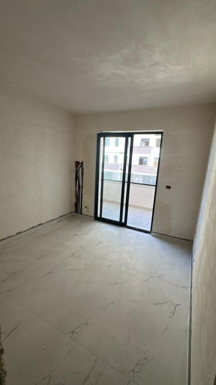 VENDESI APPARTAMENTO 2+1 COMPLESSO SAEL, GOLEM