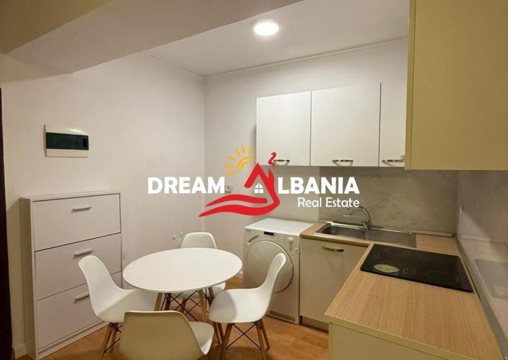 For rent 2+1 apartment in the Blloku area near Ibrahim Rugova Street (ID 42215594)