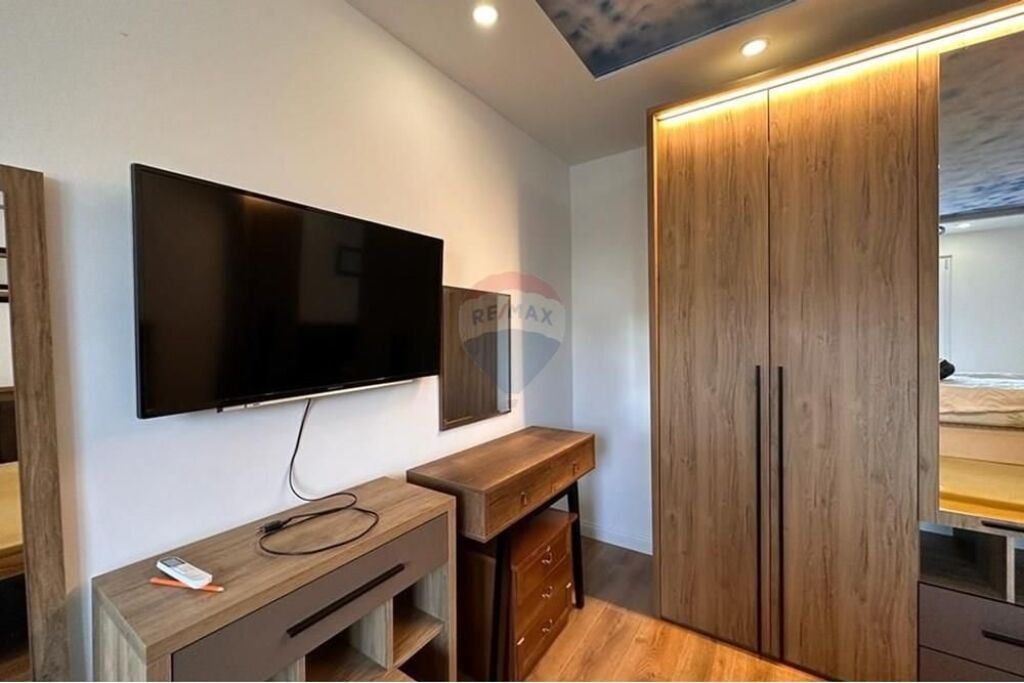 Villa - For Sale - Porcelan, Tirana