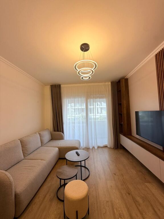 Apartament 1+1 per qera tek komuna e Parisit