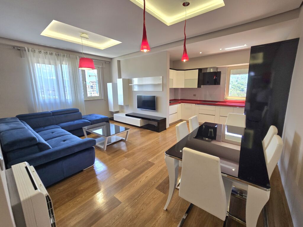 Apartamente 2+1 Ne Shitje, Me Pamje Mbi Liqenin e Thate