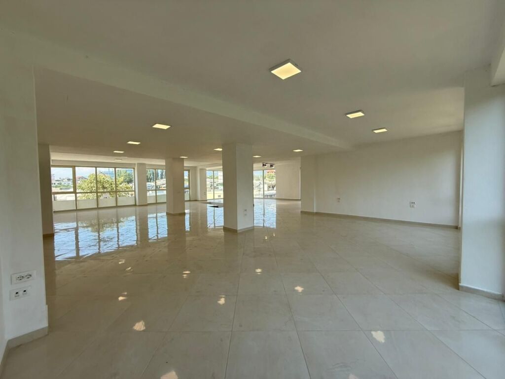 Dyqan - Për Qira - Rruga Jordan Misja, Tiranë(ID: 530581013-19)