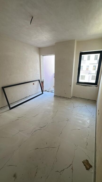 VENDESI APPARTAMENTO 2+1 COMPLESSO SAEL, GOLEM