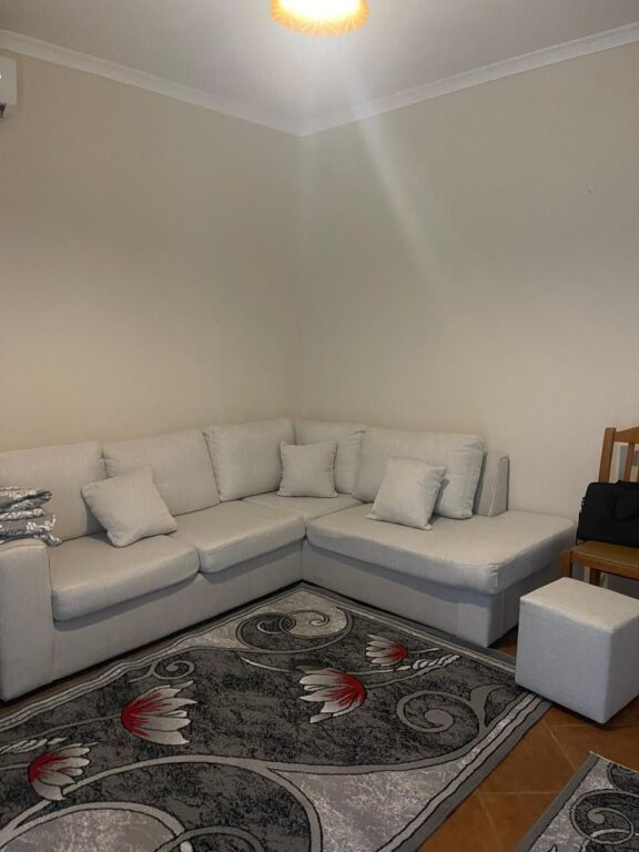 🏡 Affittasi appartamento 1+1 📍 Misto Mame, Via Thoma Koxhaj💶 Prezzo: 38.000 lek/mese