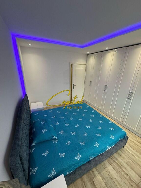 APARTAMENT ME QIRA 1+1 21 DHJETORI 60.000 LEKE