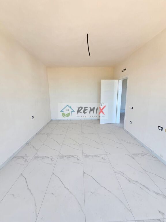 **SHITET APARTAMENT 1+1 ME PAMJE PANORAMIKE NGA DETI – KOMPLEKSI LIBURNA**